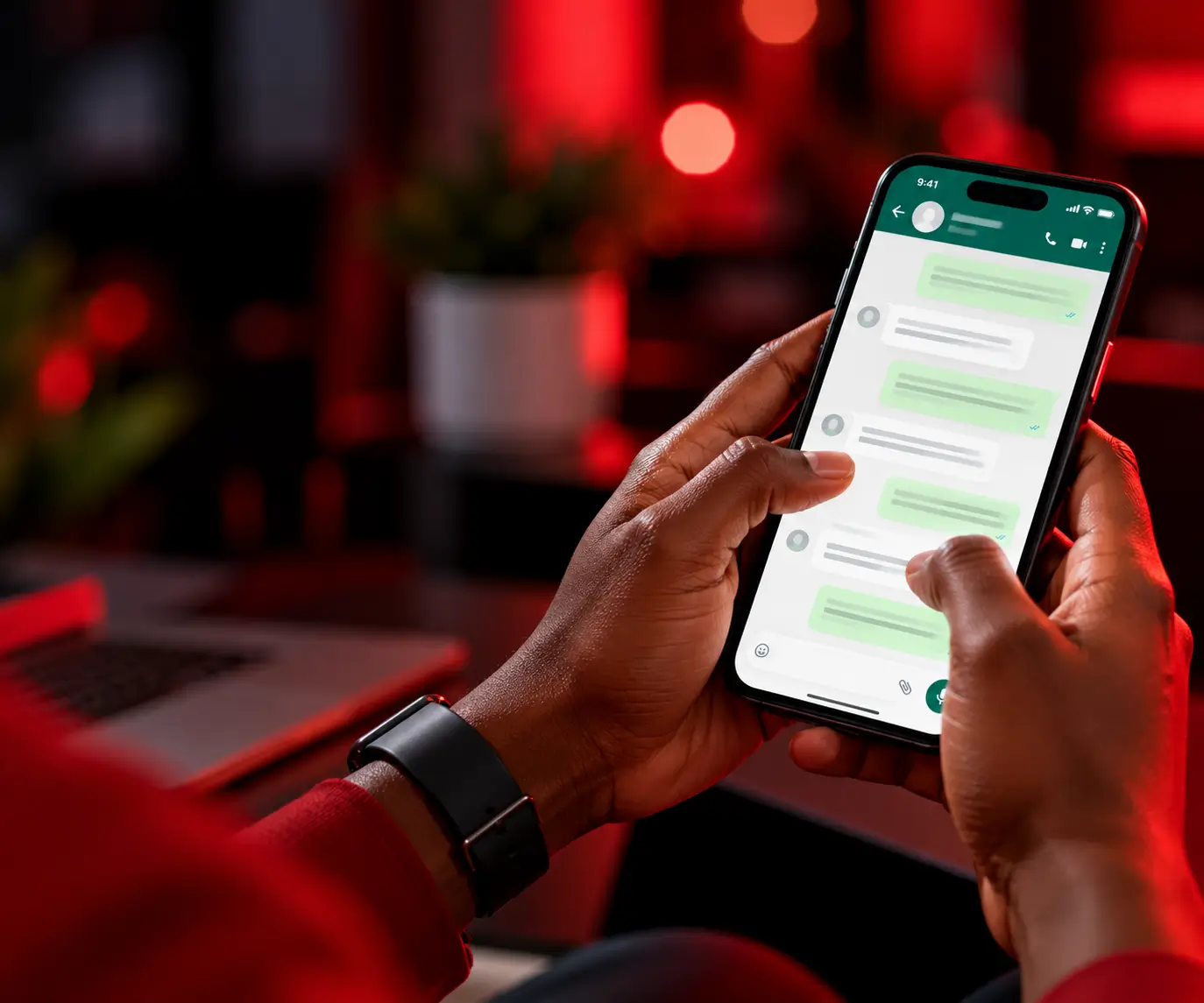 Customer chatting with WEBNET MASTERS on WhatsApp